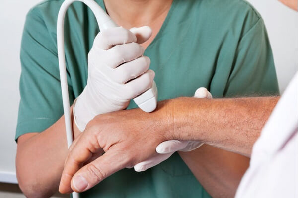 United Medical | Doppler krvnih sudova ruku